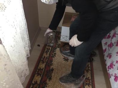 Aydın'da Ölü Yarasanın Bulunduğu Ev Dezenfekte Edildi