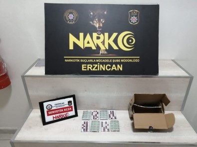 Erzincan'da 938,83 Gram Eroin İle 2,1 Kilogram Metamfetamin Ele Geçirildi