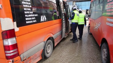 Erzurum'da Toplu Taşıma Araçlarına Uyarılar Asıldı
