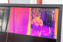 KAMYONCU - İzmirlilerin Ateşi Termal Kameralarla Ölçülüyor