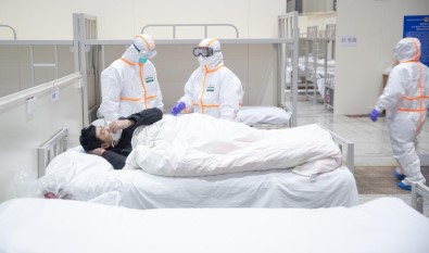 Japonya'da Korona Virüse Karşı OHAL İlan Edildi