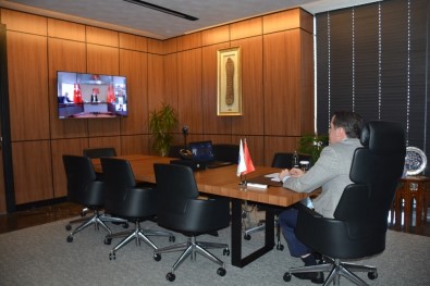 Memur-Sen Genel Başkanı Yalçın, İşten Çıkarılan Sözleşmeli Personellerle İlgili Kılıçdaroğlu'yla Görüştü