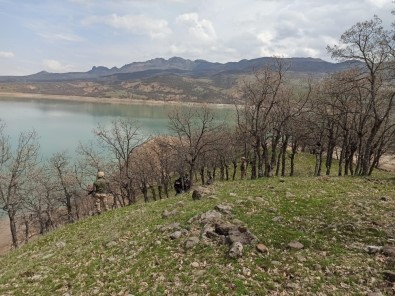 Tunceli'de Baraj Gölünde Ceset Bulundu