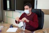 Öğretmenlerden Sağlık Çalışanlarına Yüz Siperliği