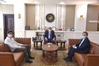 AK Parti Teşkilatı 300 Adet Gıda Kolisi Bağışında Bulundu