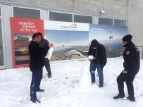 Antalya'nın 2 Bin 365 Metre Zirvesine Kar Düştü