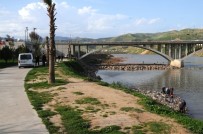 Cizre Polisi Park Ve Nehirlerdeki Vatandaşları Anonslarla Dağıttı