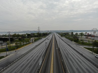 3 Gün Sürecek Kısıtlama İle E-5 Kara Yolu Boş Kaldı