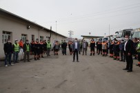 Başkan Şimşek, 1 Mayıs'ı Gölbaşı Belediyesi Çalışanları İle Kutladı