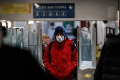 Fransa'da Son 24 Saatte Korona Virüsten 218 Ölüm