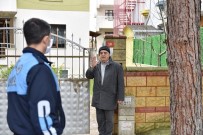 Tuzla Belediyesi İlçeyi Dezenfekte Edip Çiçeklendiriyor