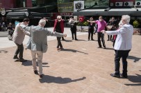 65 Yaş Üstü Vatandaşlara Turgay Erdem Sürprizi