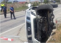Afyonkarahisar İl Genel Meclisi Üyesi Ve İl Özel İdaresi Yol Müdürü Trafik Kazası Yaptı