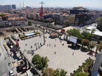 Bakırköy'de Dışarı Çıkan 65 Yaş Üstü Vatandaşlar Drone İle Havadan Görüntülendi