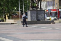 Diyarbakır'da 65 Ve Üstü Vatandaşlar Güzel Havanın Tadını Çıkarttı