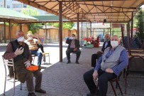 İki Ay Sonra Sokağa Çıkan Vatandaşlar Açıklaması 'Allah Devletimize Zeval Vermesin'