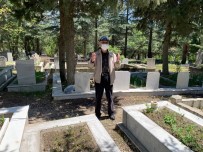 Isparta'da Yaşlılar 4 Saatlik İzinde Kabristanlık Ziyareti Yaptı