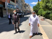 Mardin'de 65 Yaş Üstü Yaşlılar Sokağa Çıktı, Cumhurbaşkanı Erdoğan'a Teşekkür Etti