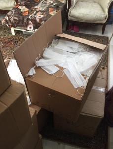 Çekmeköy'de 30 Bin Kaçak Medikal Maske Ele Geçirildi