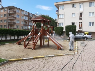 Darıca'da Parklar Çocuklar İçin Hazırlanıyor