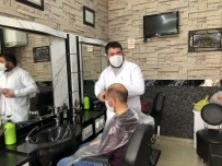 Kars'ta Berberler İş Yerlerini Açtı