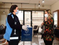 Yakutiye Belediyesi Ekiplerince Kuaför Ve Güzellik Salonlarını Dezenfekte Edildi