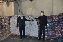 Yunusemre'de Erzak Dağıtımı Sürüyor