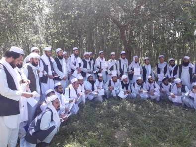 Afganistan'da Taliban, 53 Afgan Askerini Serbest Bıraktı