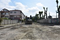 Erenler'de Bozulan Yollarda Asfalt Çalışması Sürüyor