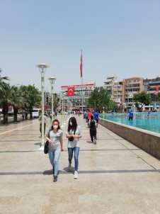 Aydın'da Gençler Sokağa Akın Etti