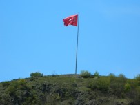 Dev Türk Bayrağı Yenilendi Haberi