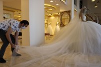 Diyarbakır'da 'Sosyal Mesafeli Gelinlik'