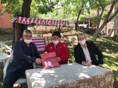 Yalova'da 65 Yaş Üstü Güreşçilere Vefa