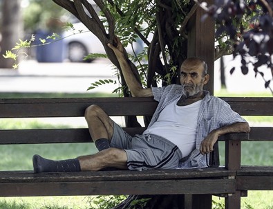 Adana'da sıcak hava bunaltıyor