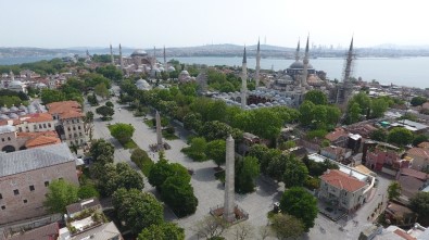 İstanbul'un Göz Bebeği Tarihi Meydanları Boş Kaldı
