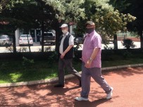 65 Yaş Ve Üzeri Vatandaşlar İkinci Kez Sokağa Çıktı