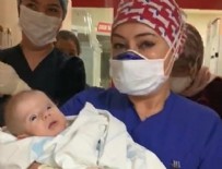 YÜKSEK ATEŞ - Kütahya'da Kovid-19'u yenen 5 aylık bebek taburcu edildi
