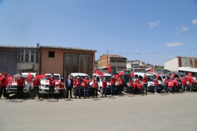 5 Bin Türk Bayrağı Vatandaşlara Dağıtıldı