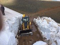 Van'da Mayıs Ayında Karla Mücadele Çalışması