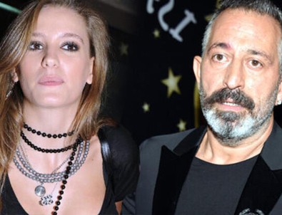 Cem'den Serenay Sarıkaya’ya evlilik teklifi!