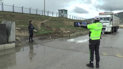 Erzurum'da Polis, Jandarma Ve 112 Ekipleri Uygulama Noktalarında Denetim Yaptı