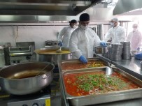 (Özel) Küçükçekmece'de Son Bir Ayda 32 Bin Porsiyon Yemek Hizmeti