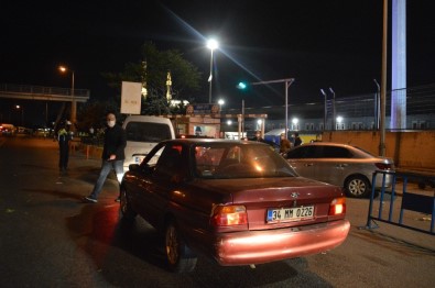 4 Günlük Sokağa Çıkma Kısıtlamasının Ardından Bayrampaşa Halinde Hareketlilik Yaşandı