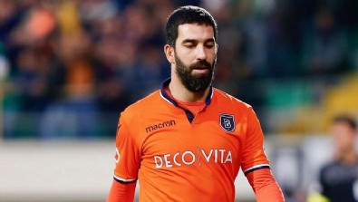 Bayramları karıştıran Arda Turan'dan açıklama!