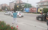 Beypazarı'nda Zincirleme Kaza Açıklaması 3 Araç Birbirine Girdi