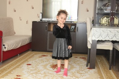 'Hani Bana' Diyen Çocuğun İsteğini Polis Geri Çevirmedi