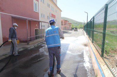 Bayburt'ta Bayram Öncesi Cadde Ve Sokaklar Yıkanmaya Devam Ediyor