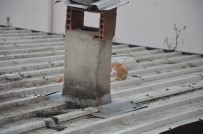 Çatıda Mahsur Kaldı, İtfaiye İmdadına Yetişti