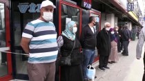 Çay Üreticileriyle 65 Yaş Ve Üstü Vatandaşlar, İstanbul'dan Ayrılmaya Başladı