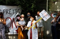 Fransa'da Sağlık Çalışanlarından Protesto